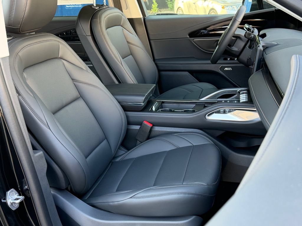 New 2026 Lincoln Nautilus Premier w/ Equipment Group 102A AWD/4WD image 17
