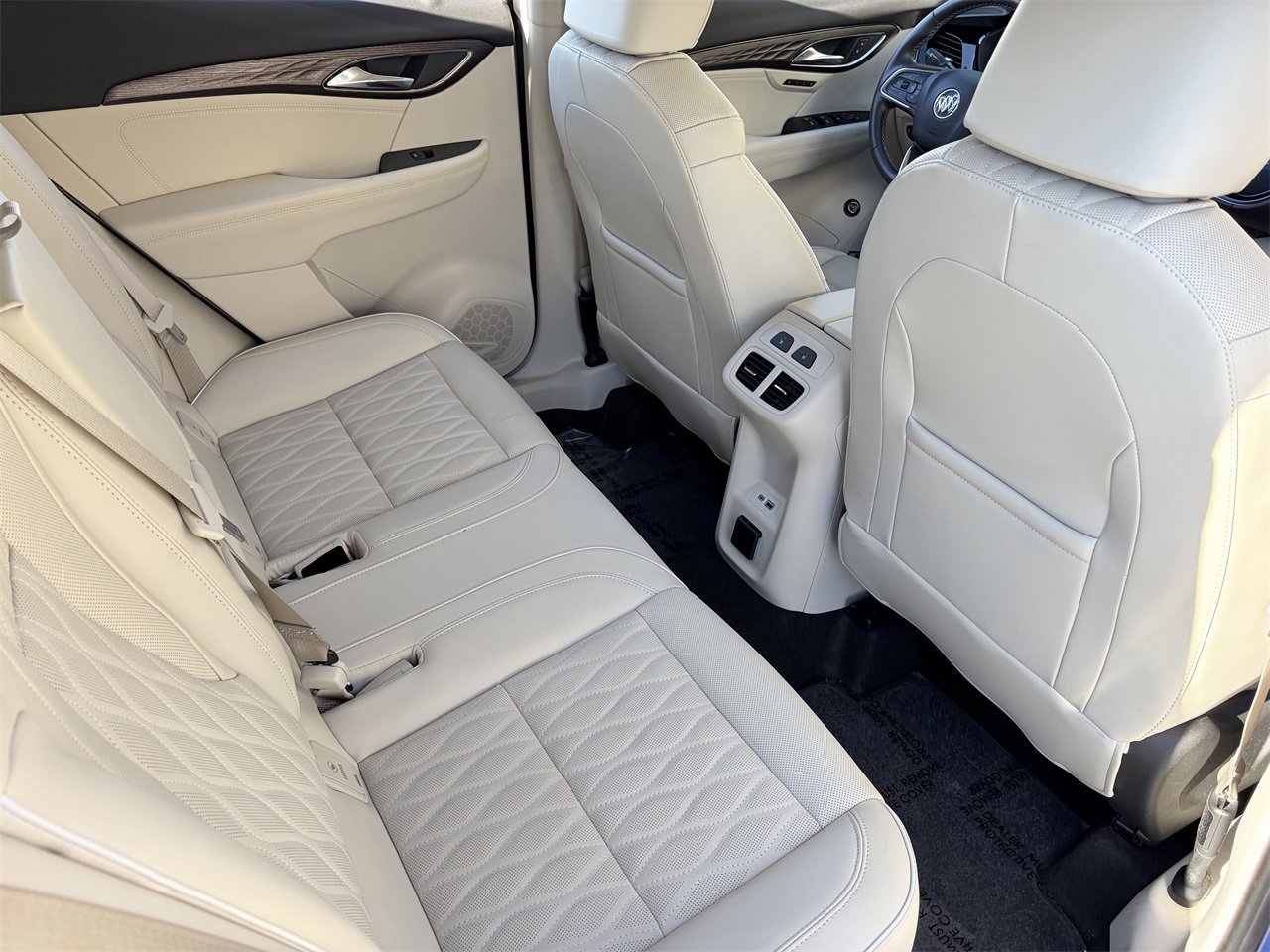 Used 2023 Buick Envision Avenir image 14