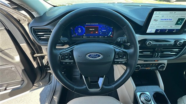 Used 2022 Ford Escape SEL w/ Technology Package image 26
