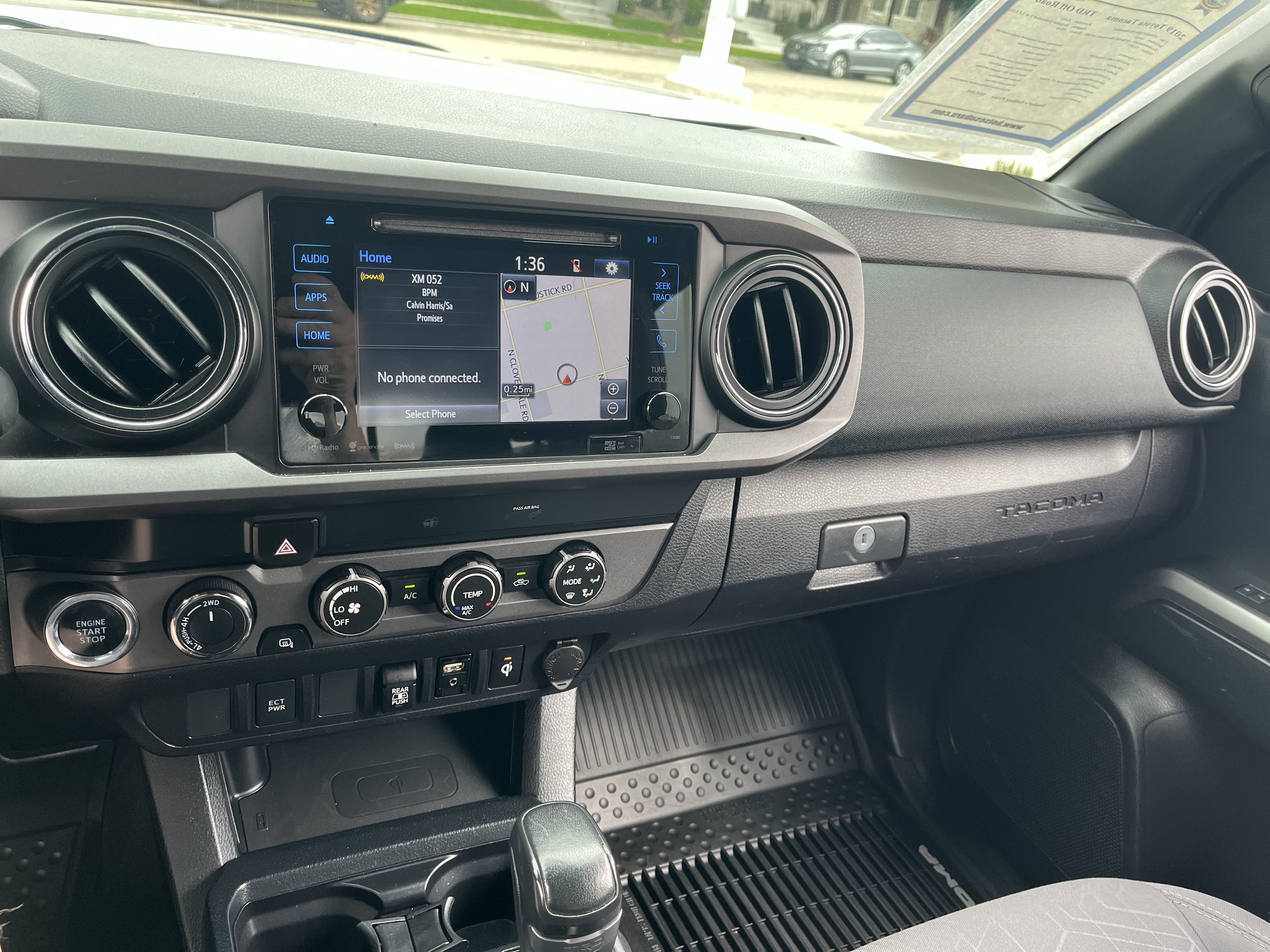 Used 2019 Toyota Tacoma TRD Off-Road AWD/4WD image 13
