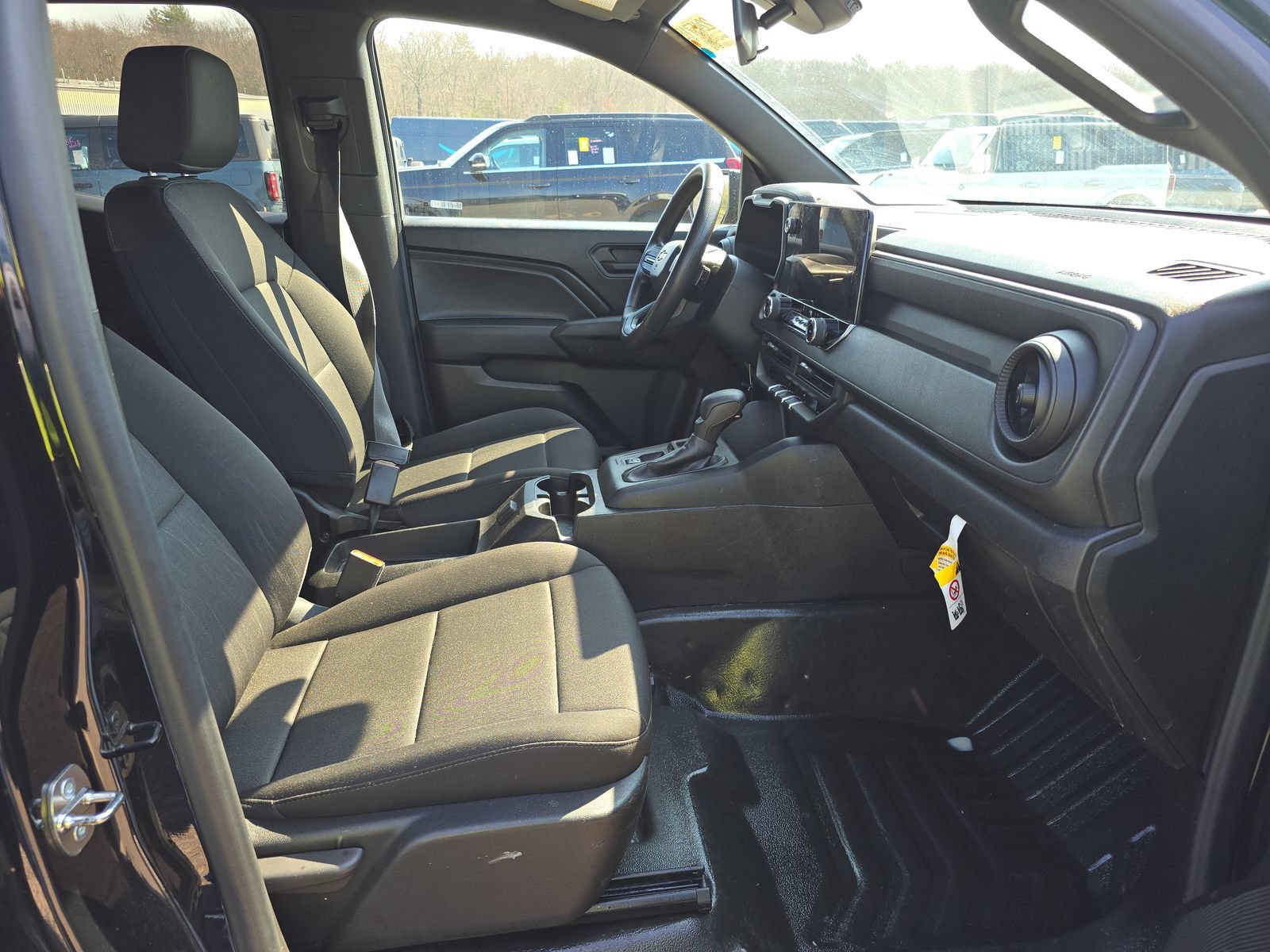 Used 2023 Chevrolet Colorado W/T RWD image 10