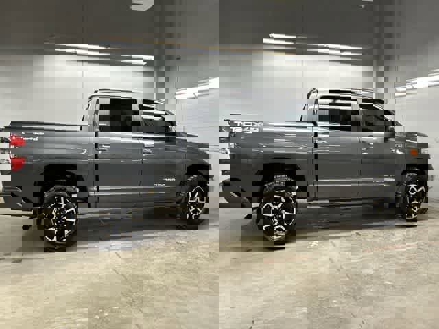 Used 2014 Toyota Tundra Limited w/ Limited Premium Package image 3