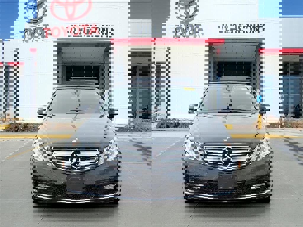 Used 2013 Mercedes-Benz E 350 Cabriolet image 2