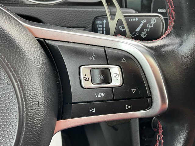 Used 2019 Volkswagen GTI SE FWD image 17