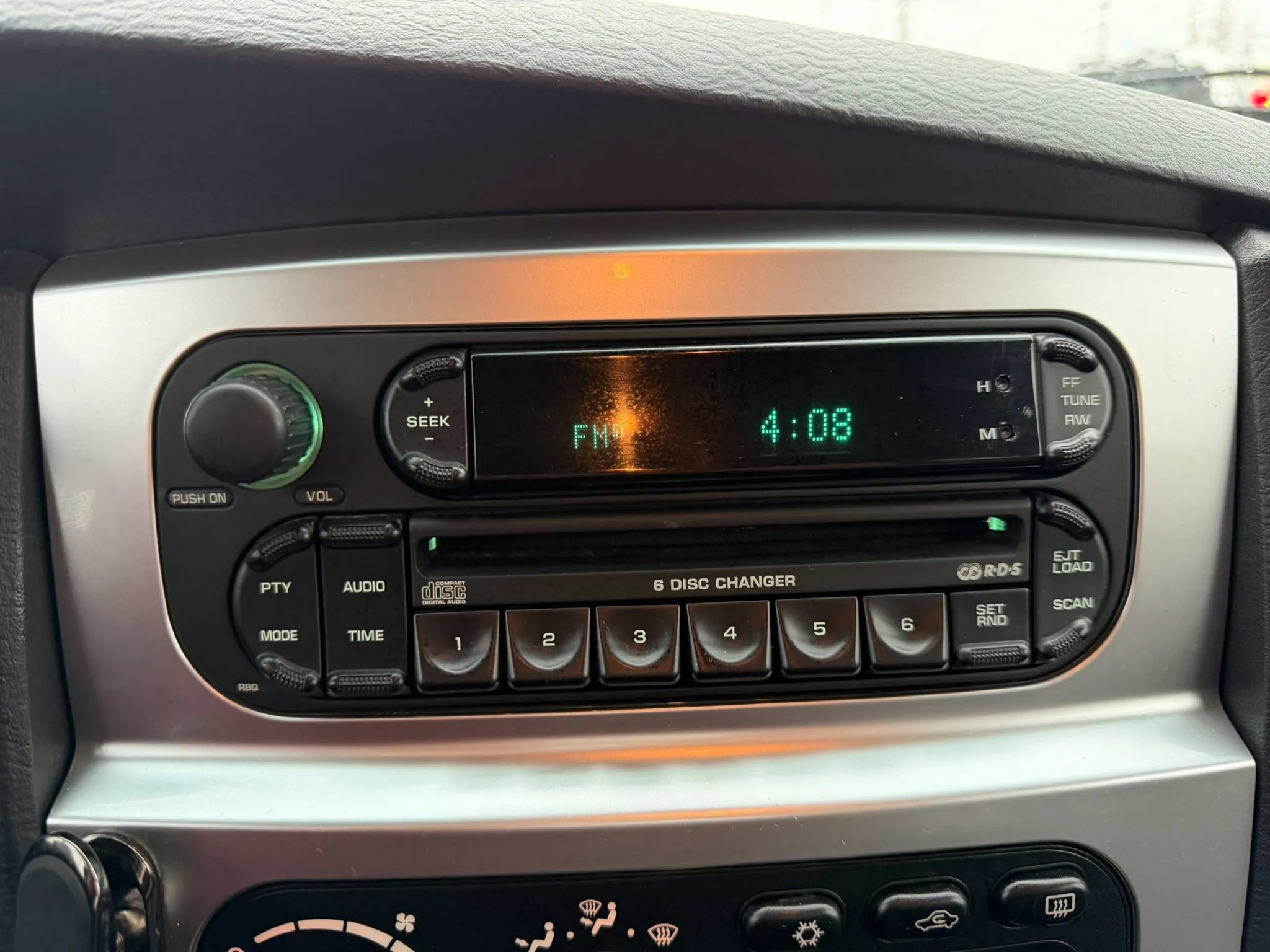 Used 2005 Dodge Ram 2500 Truck SLT AWD/4WD image 36