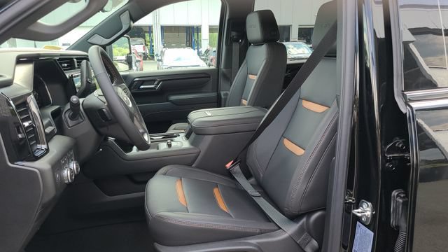 New 2026 GMC Sierra 2500 AT4 w/ Technology Package AWD/4WD image 14