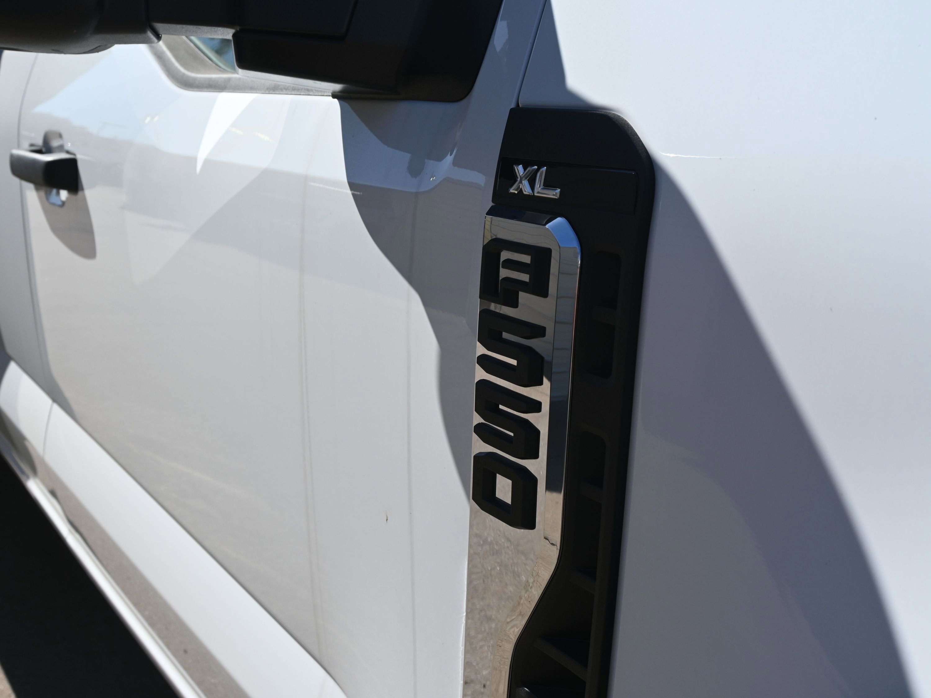 New 2026 Ford F550 4x4 Supercab Super Duty image 10