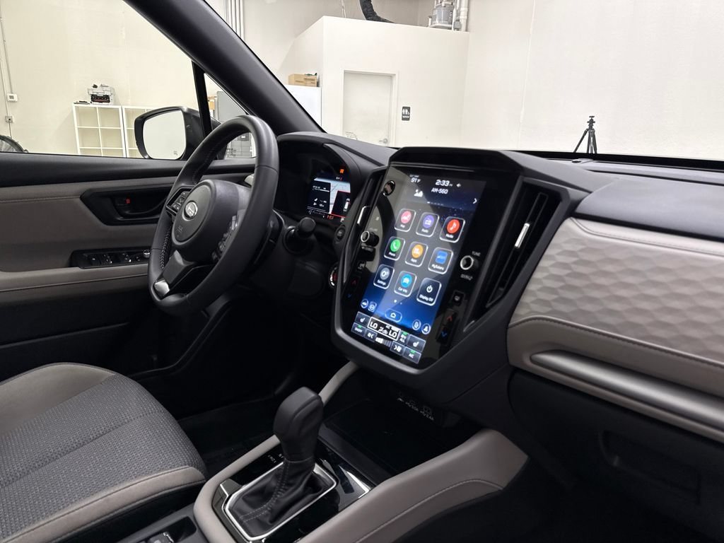 Used 2025 Subaru Forester Premium AWD/4WD image 27