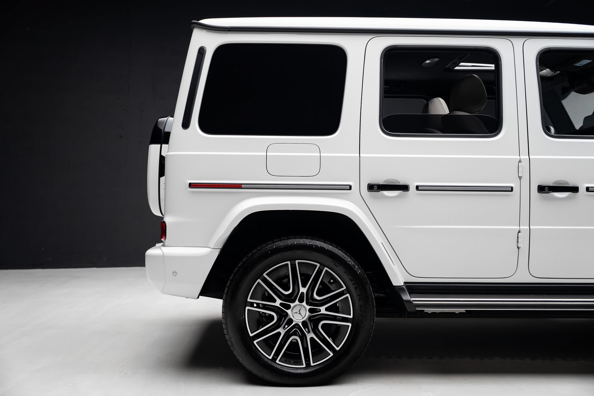 Used 2025 Mercedes-Benz G 580 w/ EQ Technology image 36