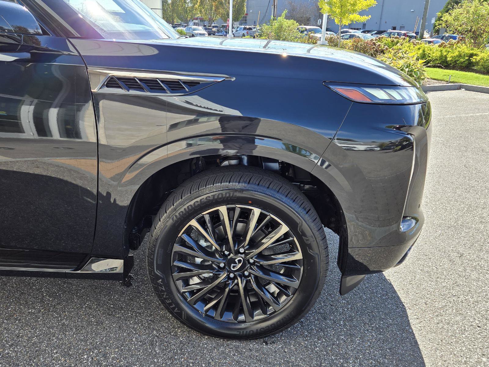 New 2026 INFINITI QX80 Autograph w/ Autograph Exterior Package image 17
