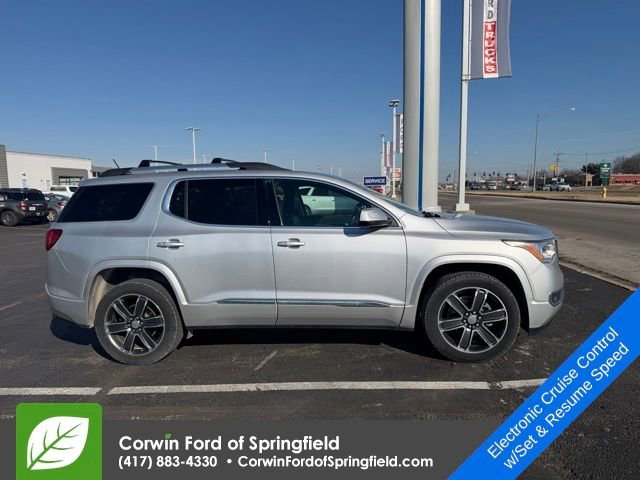 Used 2018 GMC Acadia Denali w/ Technology Package image 4