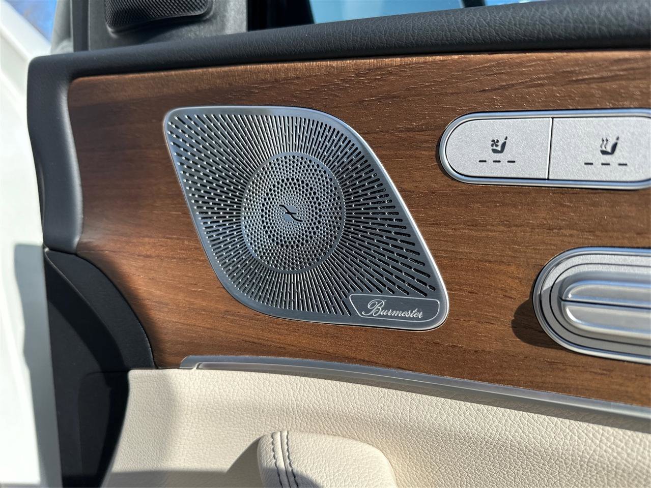 Used 2023 Mercedes-Benz GLS 450 4MATIC w/ AMG Line Exterior image 42