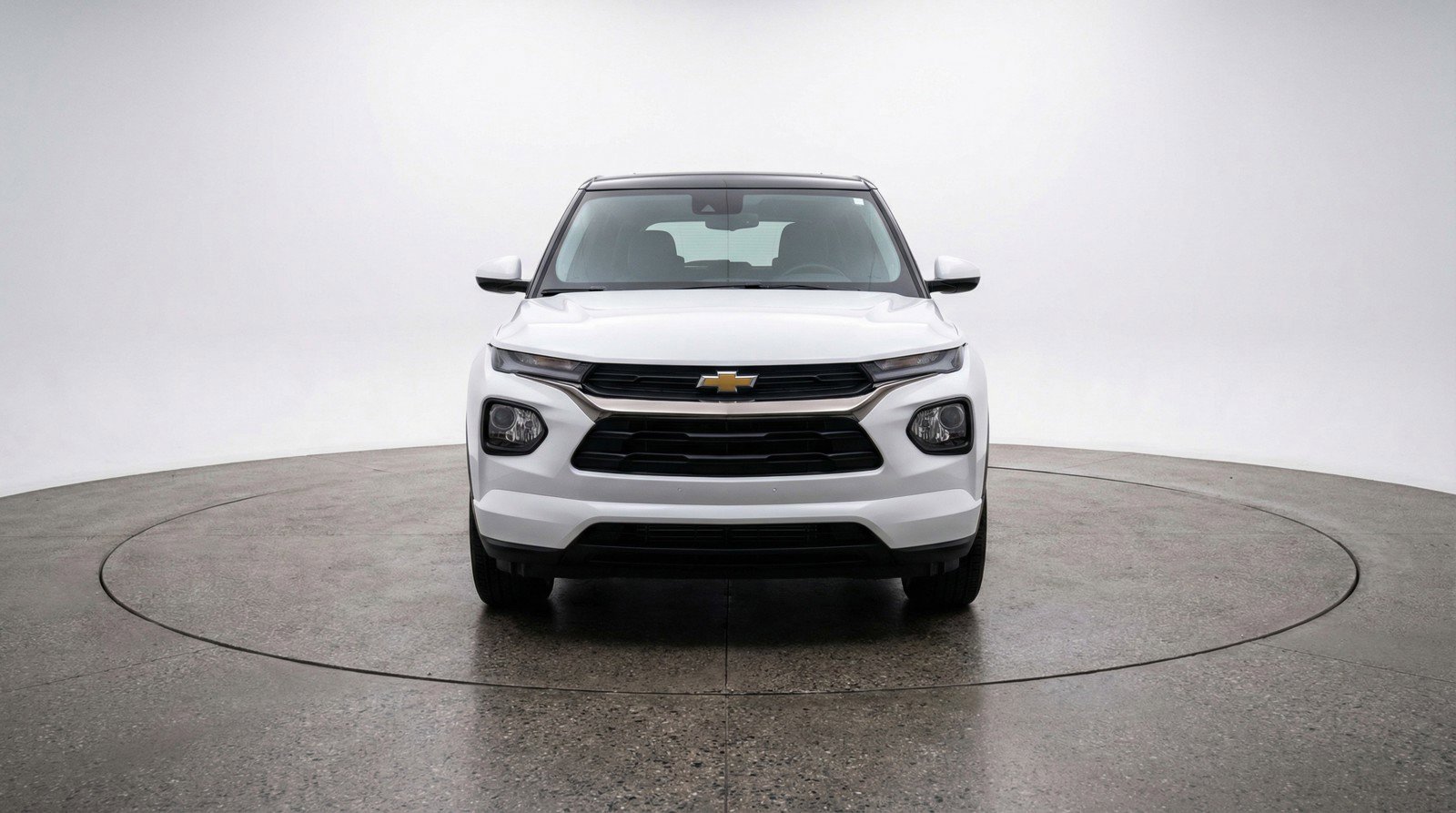 Used 2025 Chevrolet TrailBlazer LT image 2