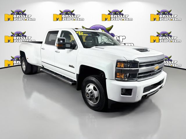 Used 2019 Chevrolet Silverado 3500 High Country AWD/4WD image 3