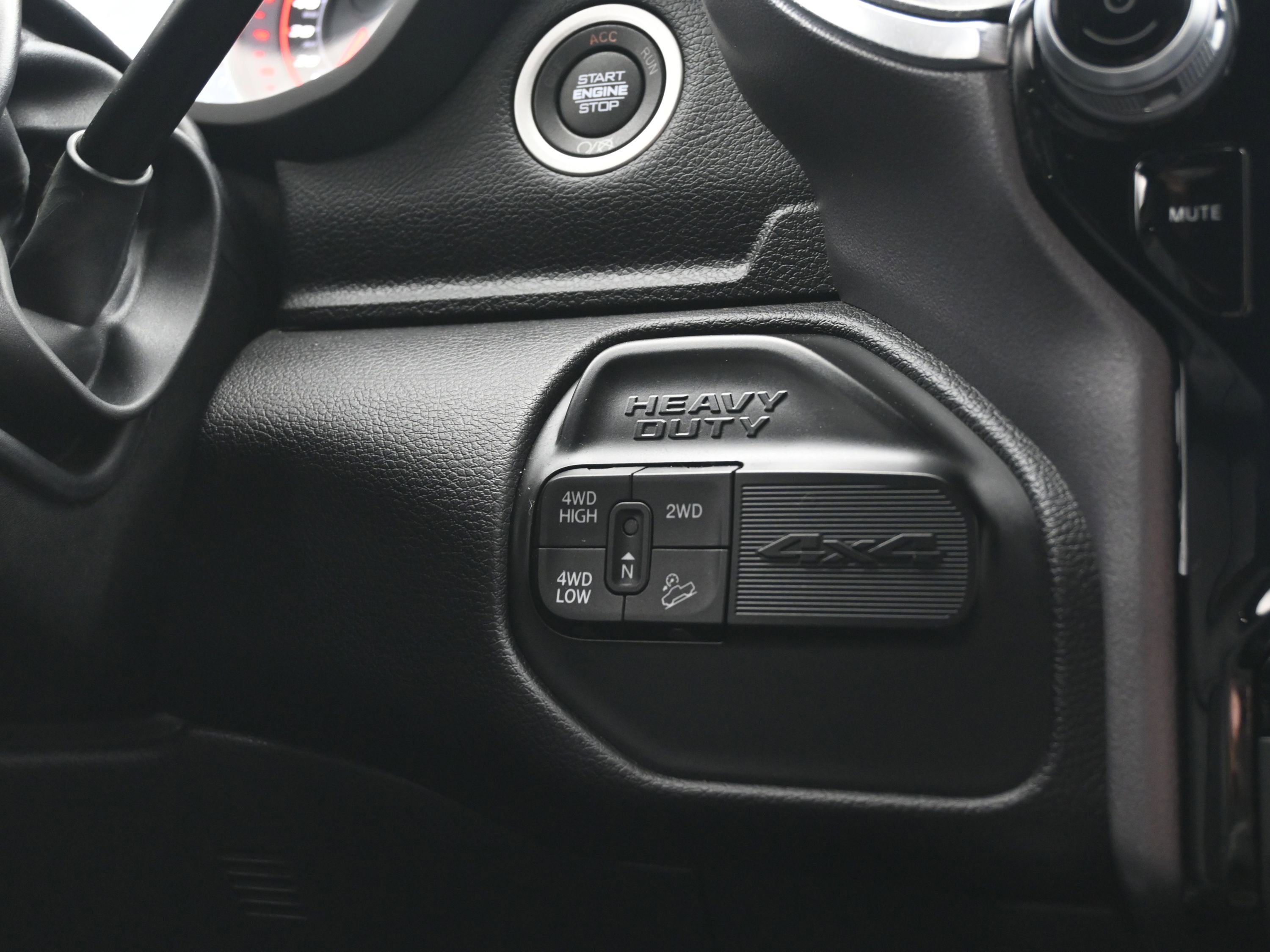 Used 2023 RAM 2500 Laramie w/ Night Edition image 36