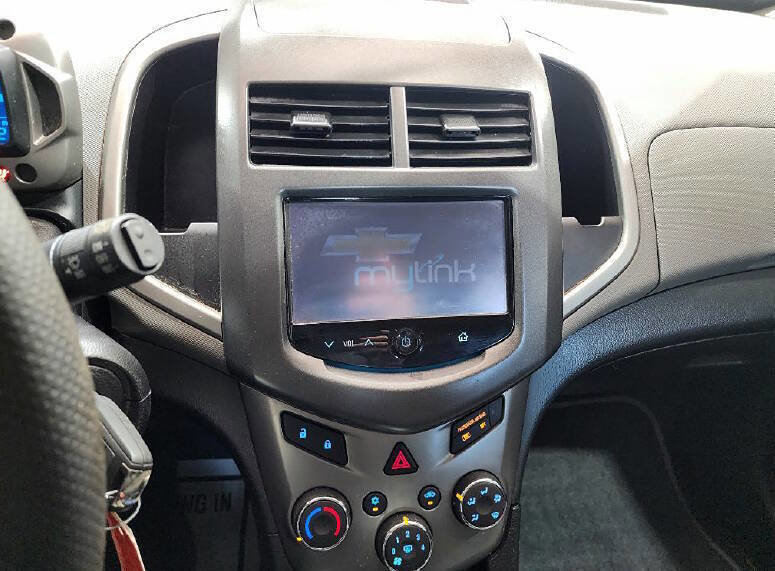 Used 2016 Chevrolet Sonic LT FWD image 13