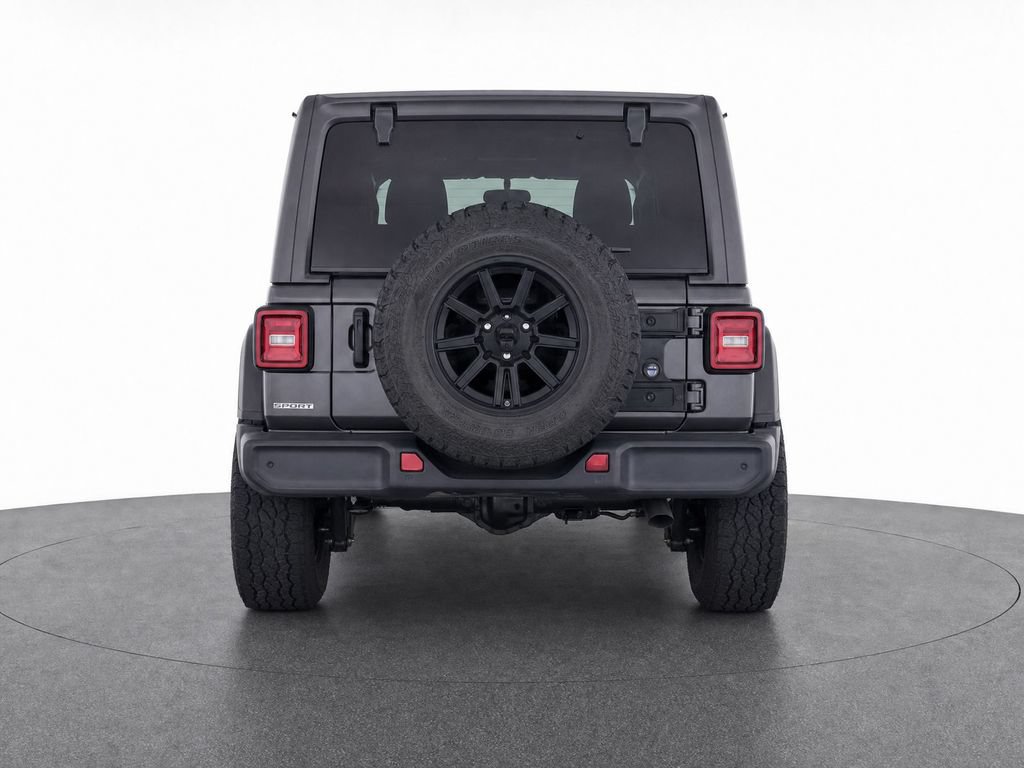 Used 2020 Jeep Wrangler Unlimited Sahara AWD/4WD image 7