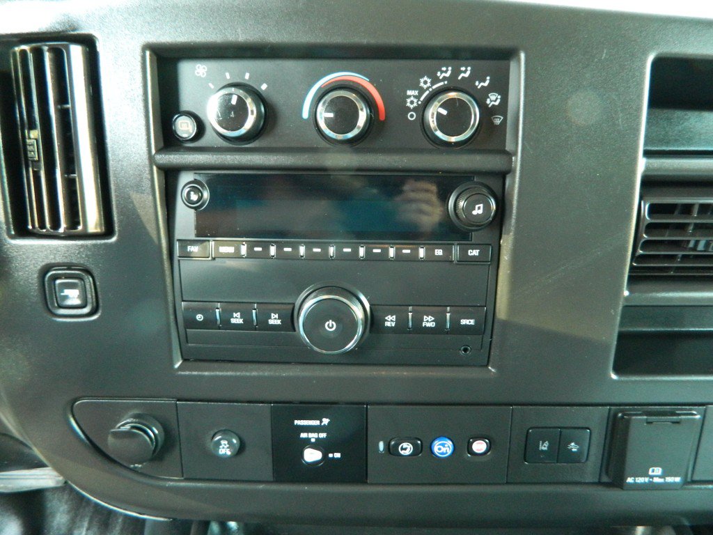 Used 2020 Chevrolet Express 2500 w/ Safety Package RWD image 18