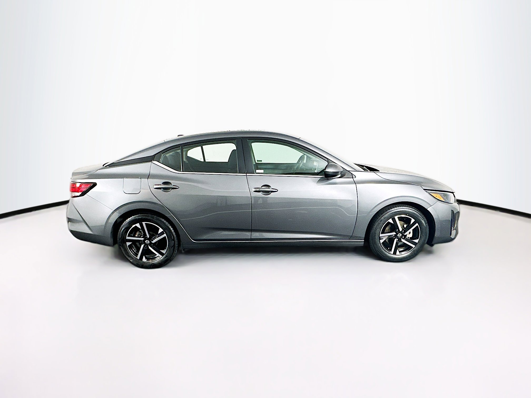 Used 2024 Nissan Sentra SV image 10