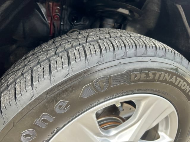 Used 2019 Toyota RAV4 XLE w/ Convenience Package AWD/4WD image 25