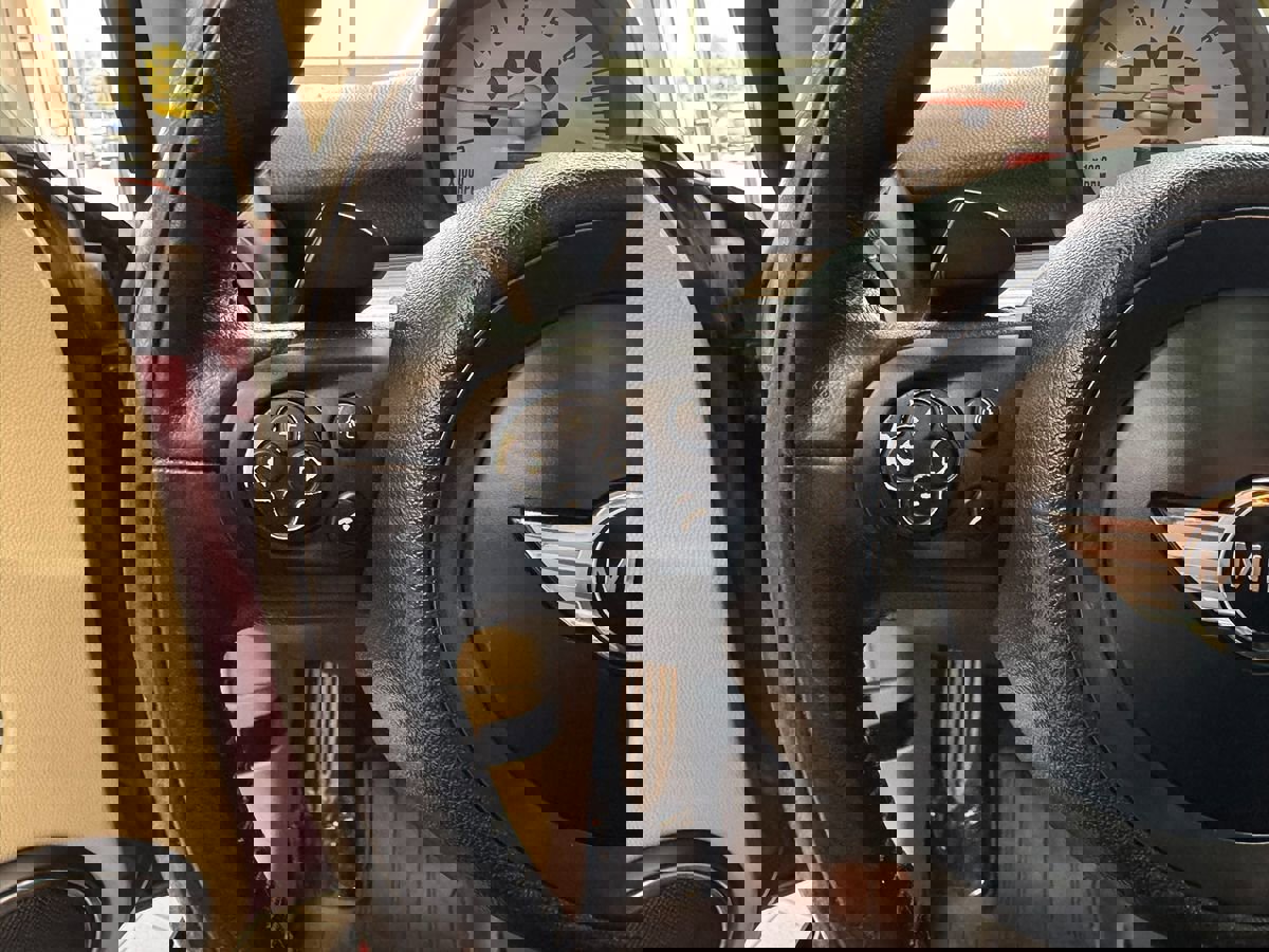 Used 2011 MINI Cooper S image 31