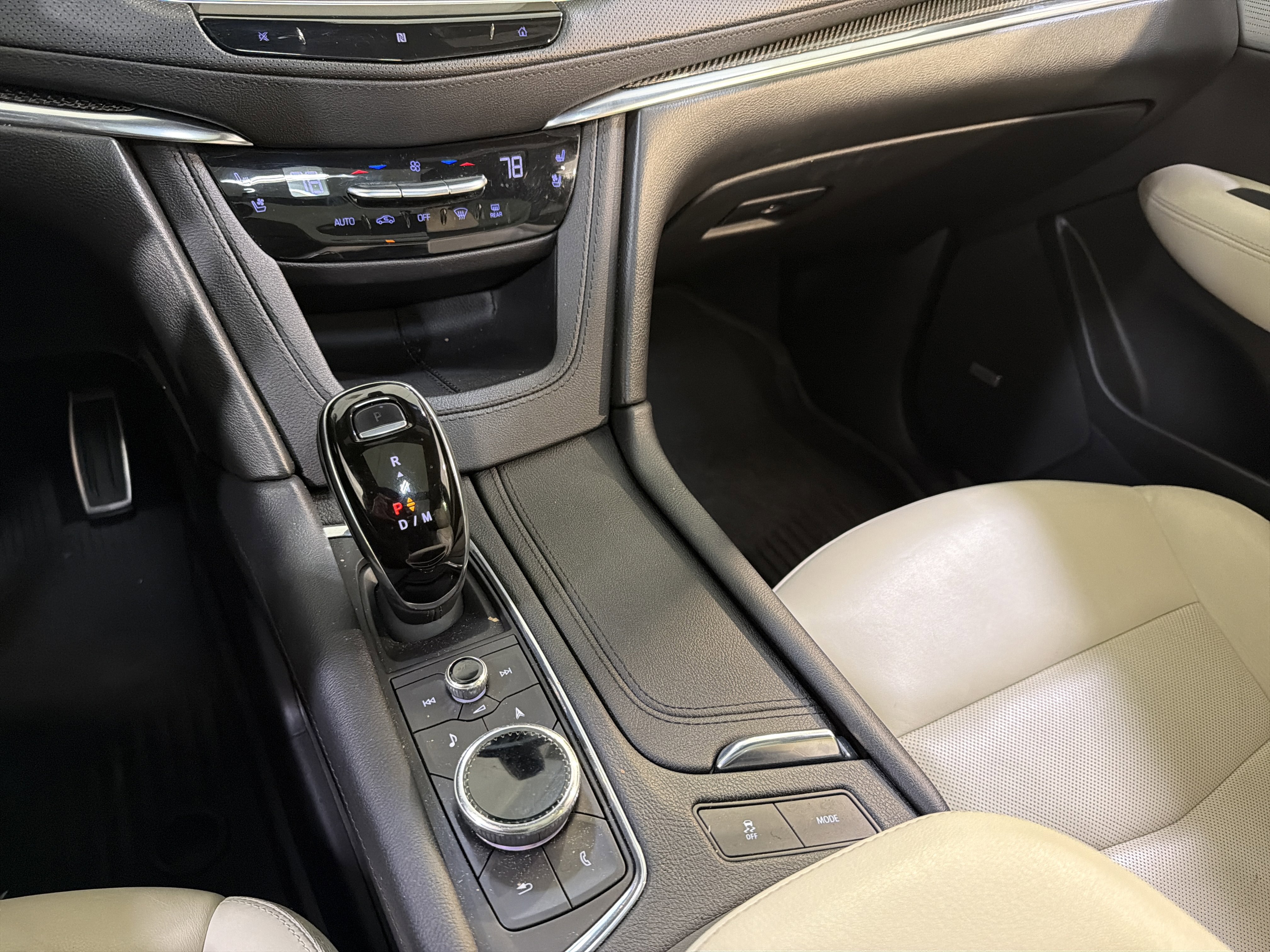 Used 2020 Cadillac XT5 Sportv AWD/4WD image 20