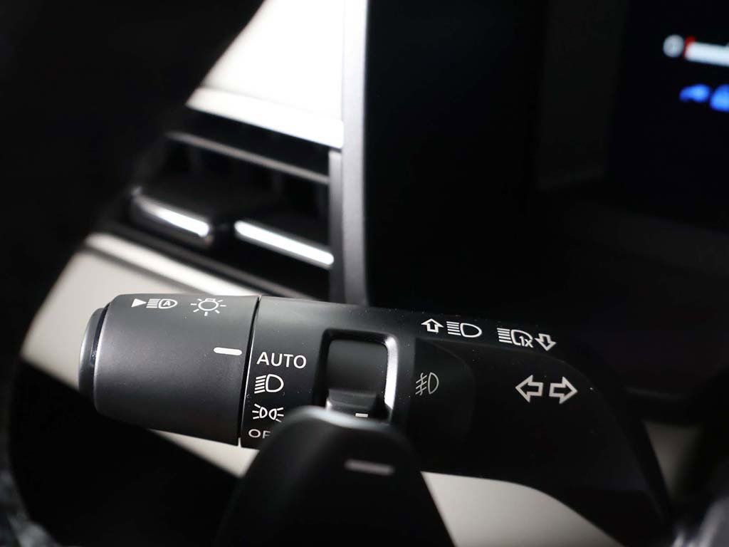 New 2025 Mitsubishi Outlander SEL image 49