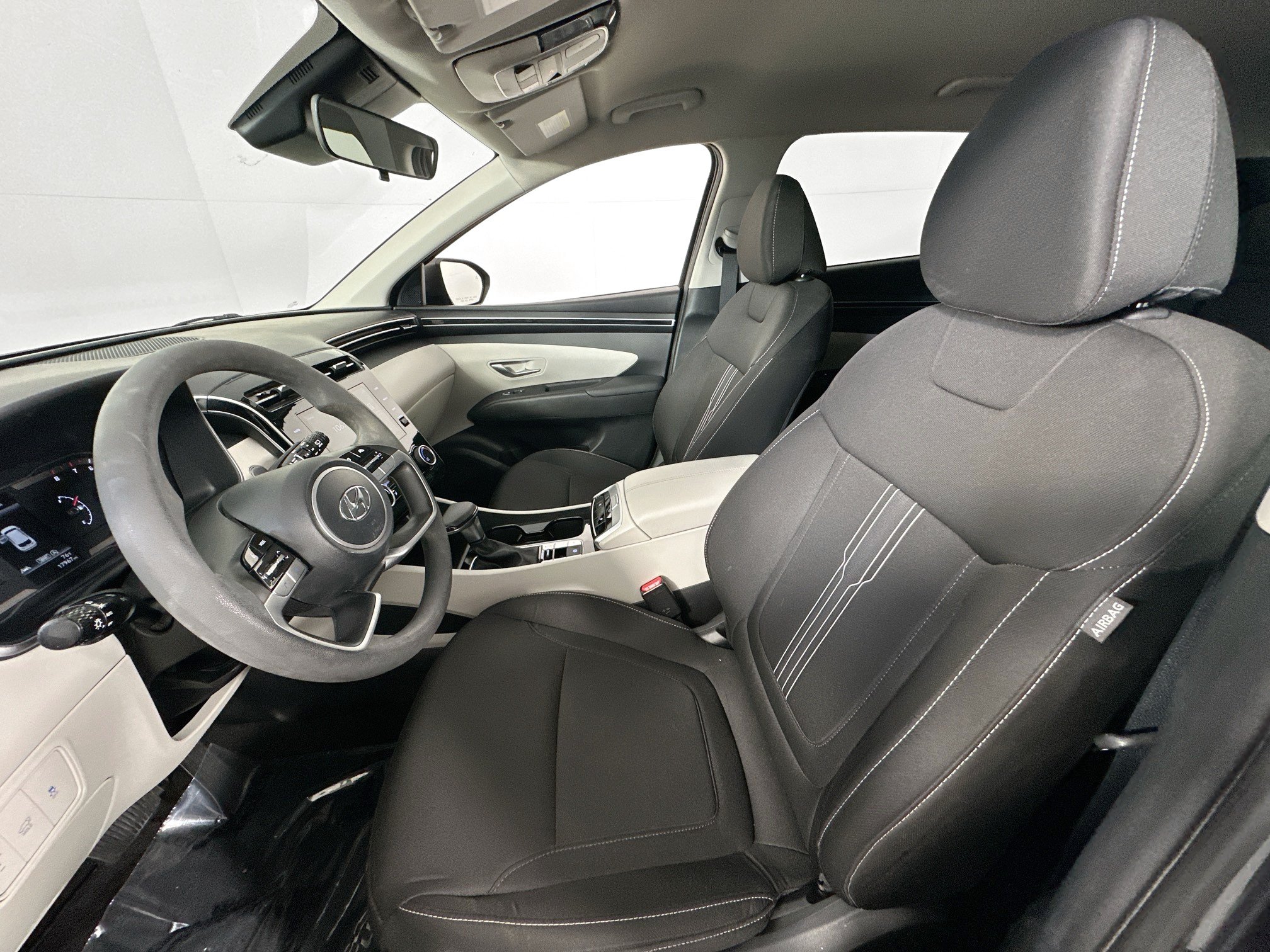 Used 2023 Hyundai Tucson SEL FWD image 20