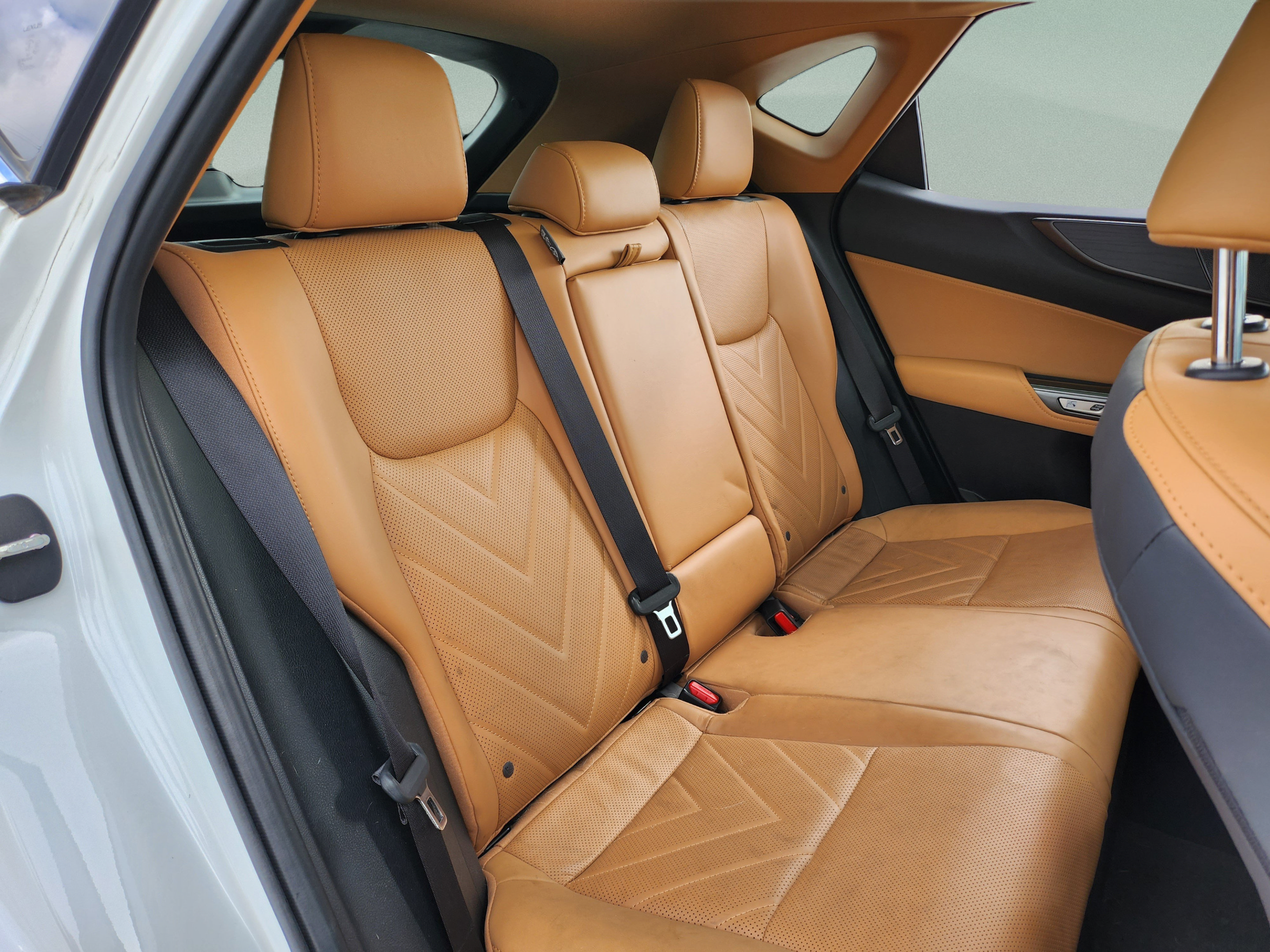 Used 2024 Lexus NX 350h AWD w/ Vision Package image 23