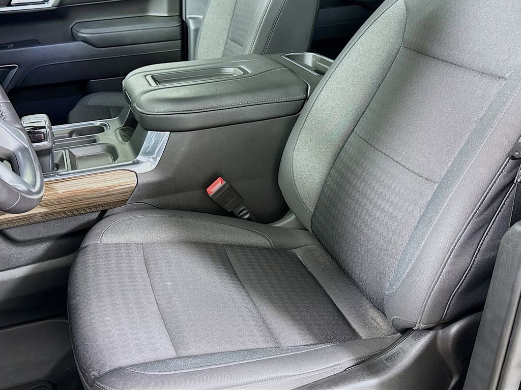 Used 2022 Chevrolet Silverado 1500 LT w/ Protection Package image 20