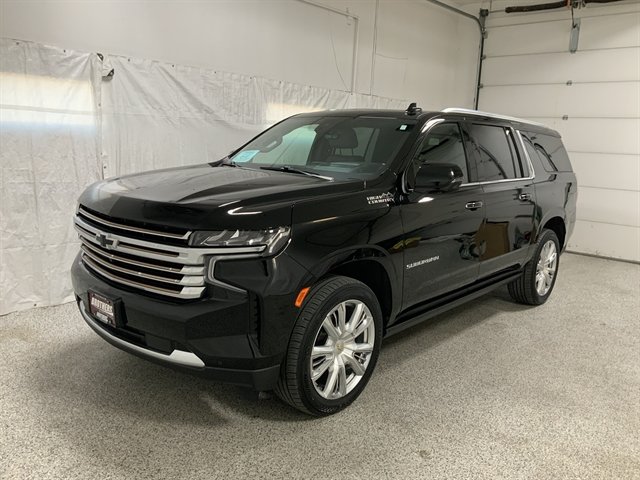 Used 2022 Chevrolet Suburban High Country w/ Max Trailering Package AWD/4WD image 2