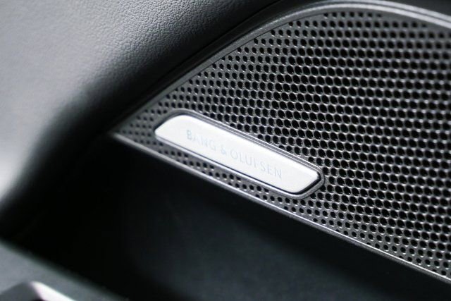 Certified 2025 Audi A6 e-tron Premium Plus w/ Premium Plus image 7