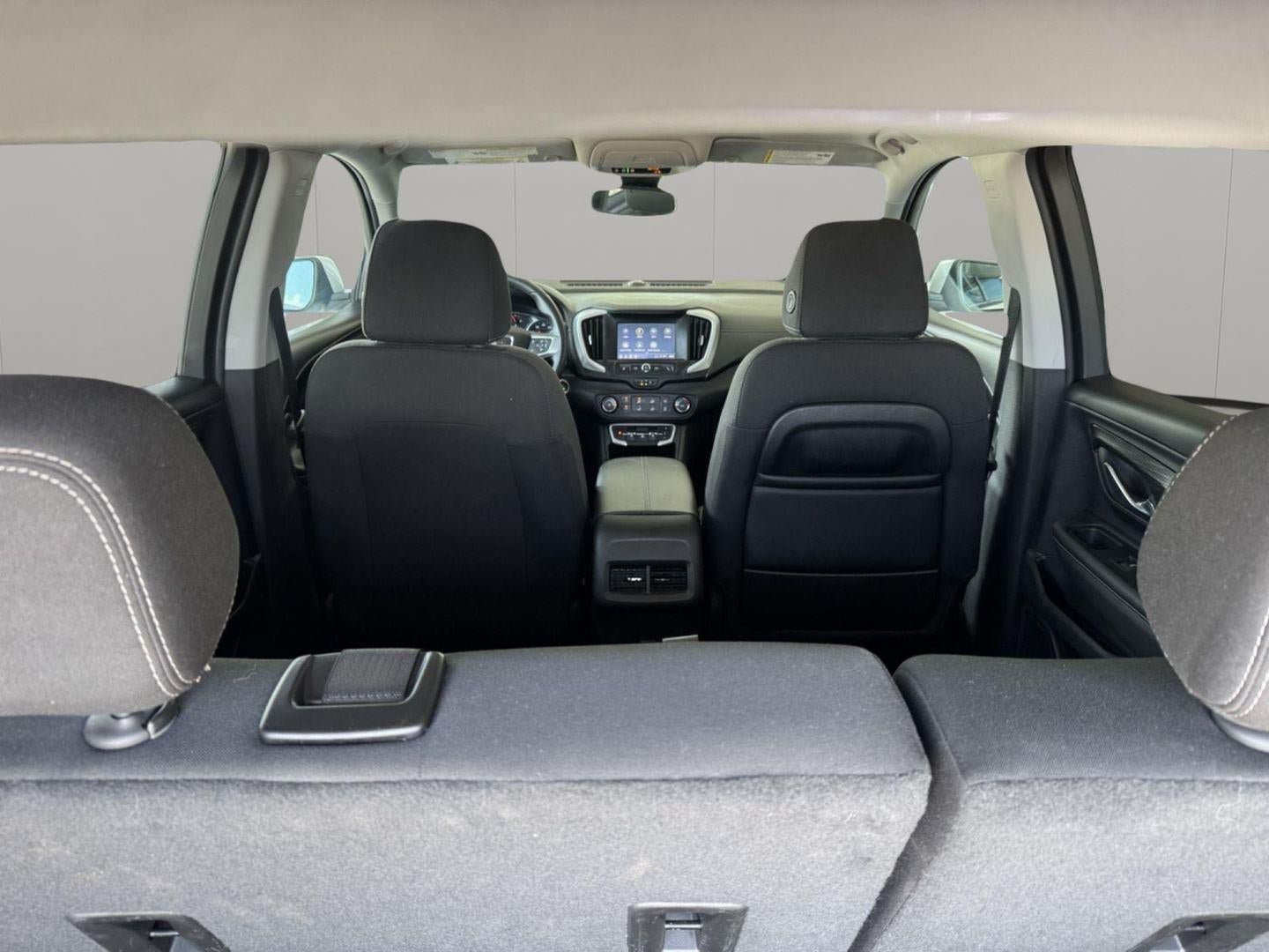 Used 2024 GMC Terrain SLE AWD/4WD image 7