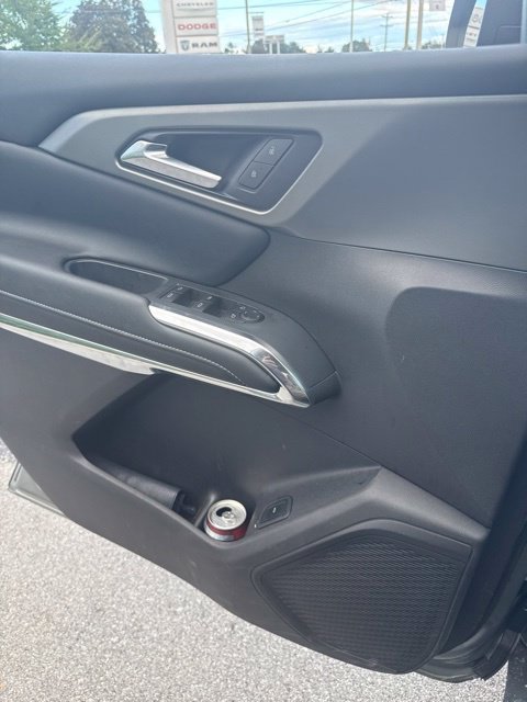 Used 2026 Chevrolet Traverse LT w/ LPO, Floor Liner Package FWD image 12