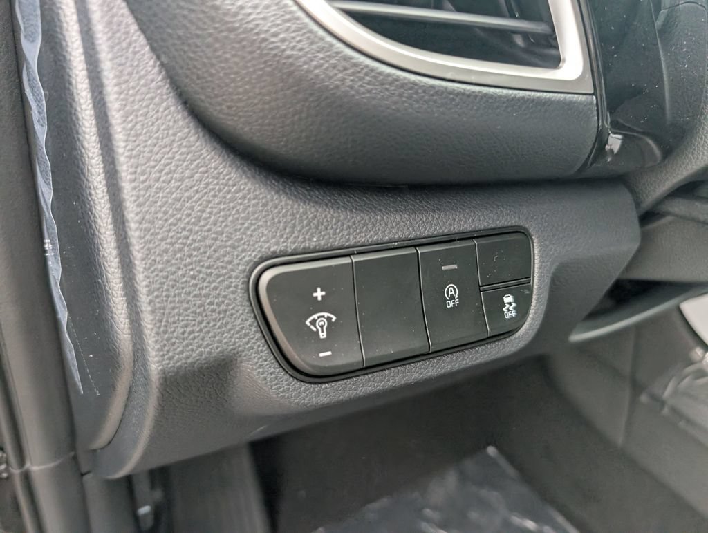 New 2026 Kia Seltos S AWD/4WD image 16