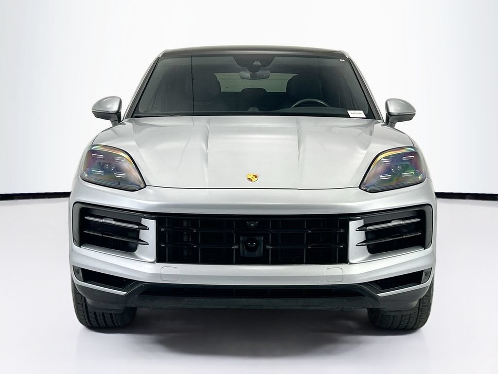 Used 2024 Porsche Cayenne Coupe AWD/4WD image 2