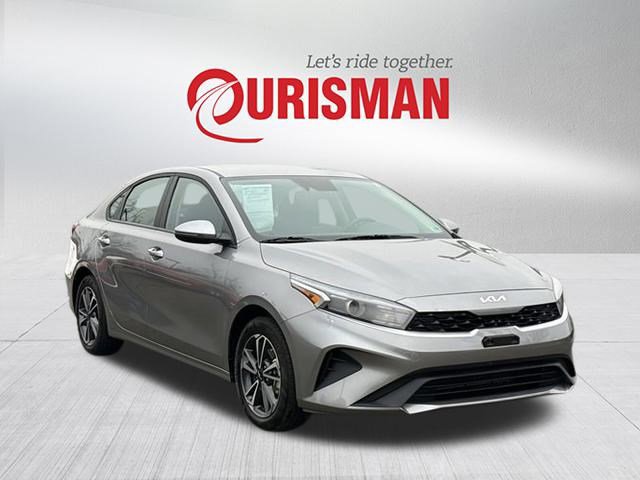 Used 2024 Kia Forte LXS w/ LXS Technology Package video 1