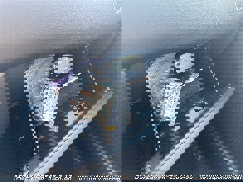 Used 2004 MAZDA RX-8 w/ MT Grand Touring Pkg image 23