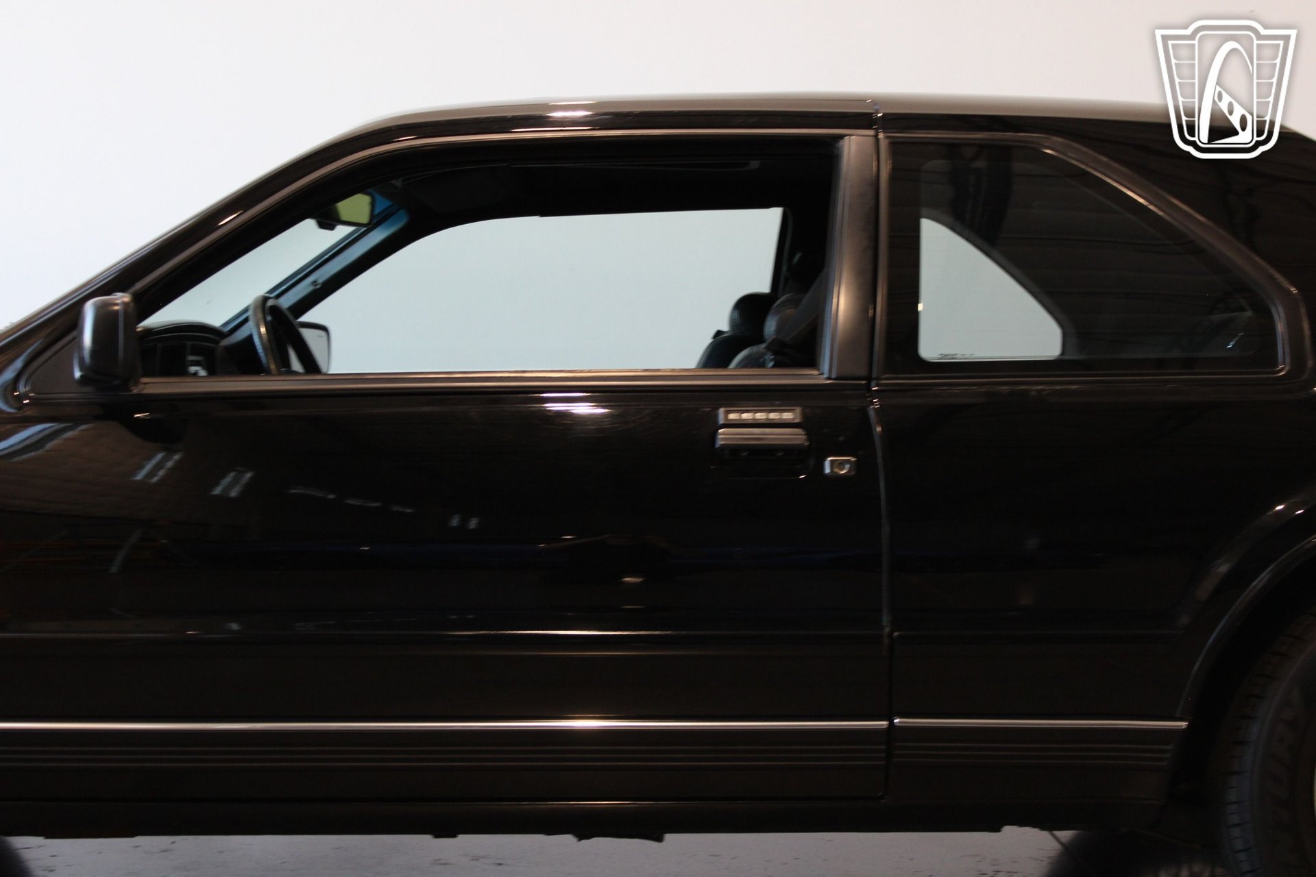 Used 1991 Lincoln Mark VII LSC RWD image 30