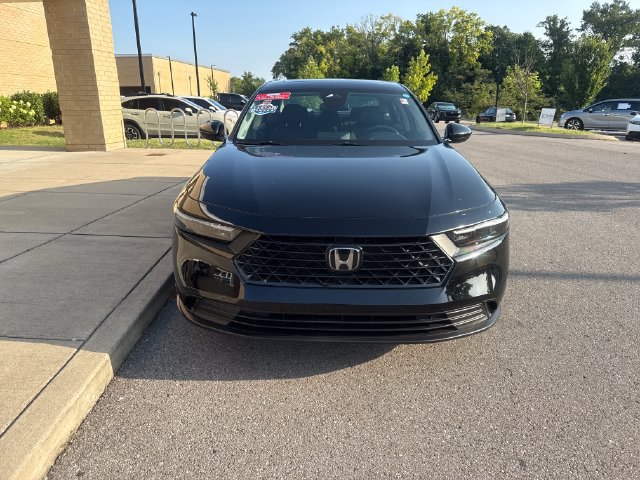 Used 2025 Honda Accord SE image 7