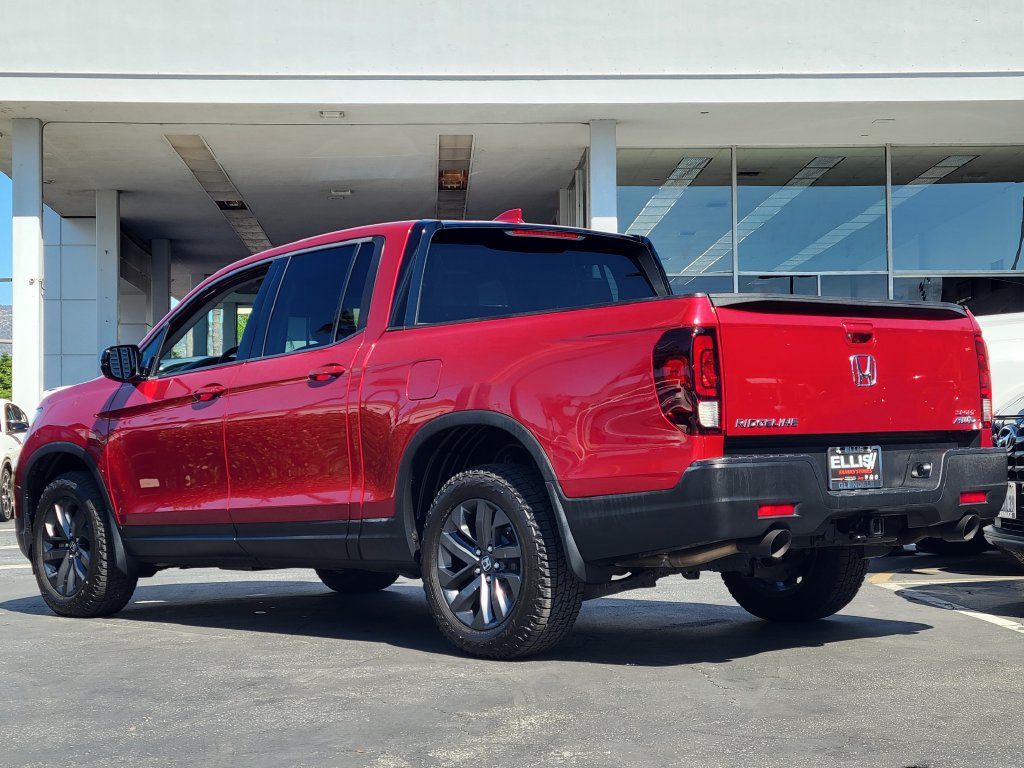 Used 2021 Honda Ridgeline Sport image 2