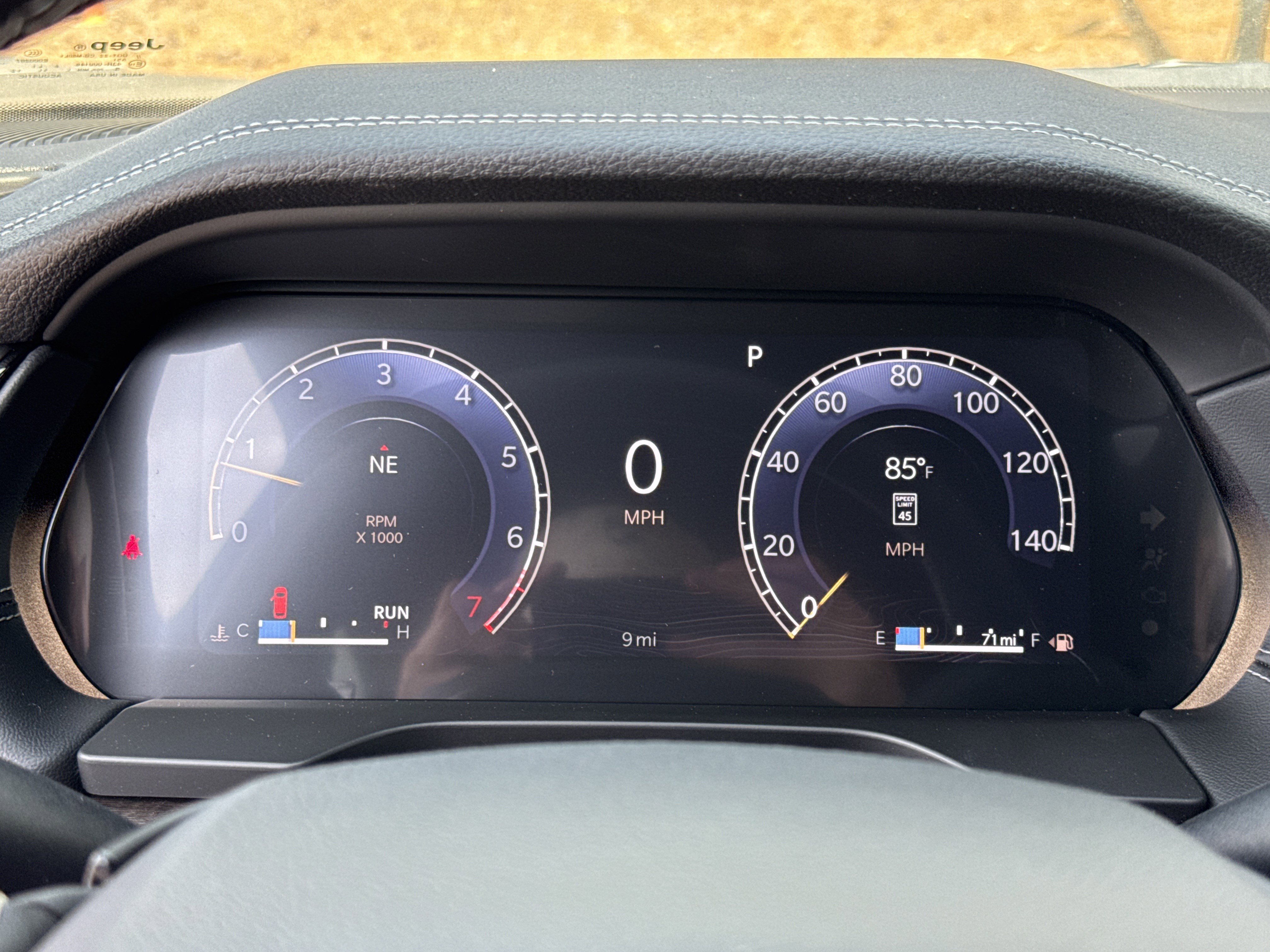 New 2026 Jeep Grand Cherokee Limited w/ Luxury Tech Group II image 33