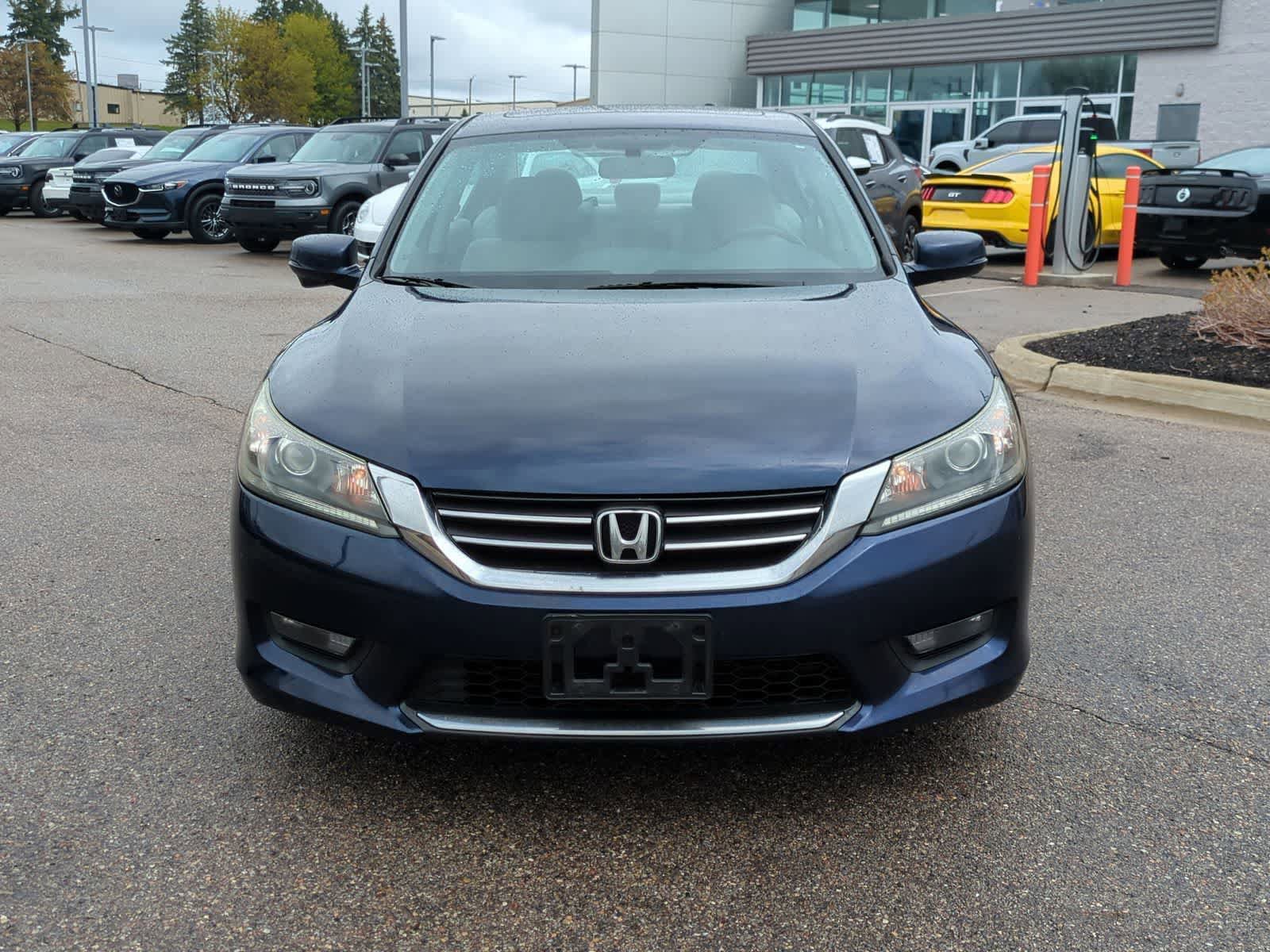 Used 2015 Honda Accord EX image 3