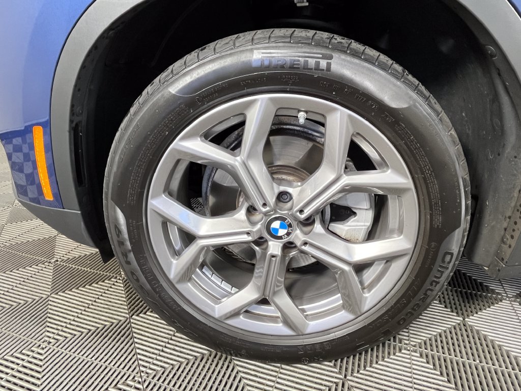 Used 2024 BMW X3 xDrive30i w/ Premium Package w/ZPA AWD/4WD image 14