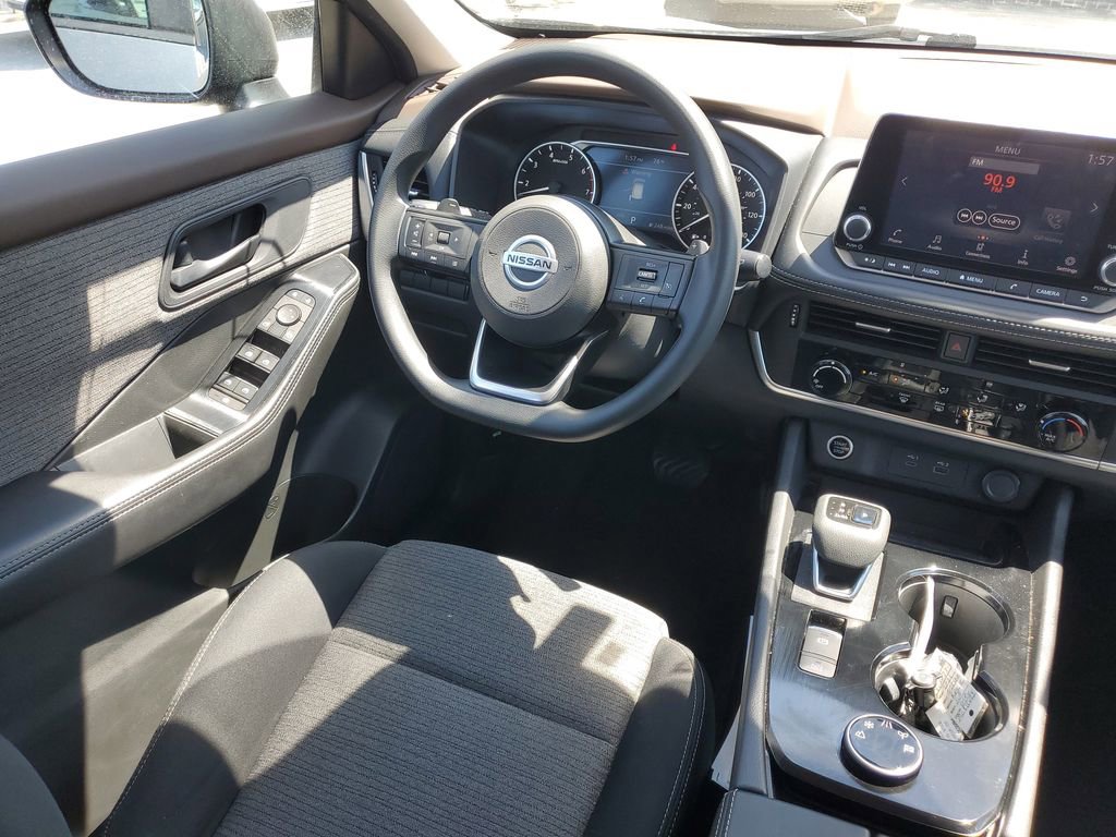 Used 2021 Nissan Rogue S AWD/4WD image 13