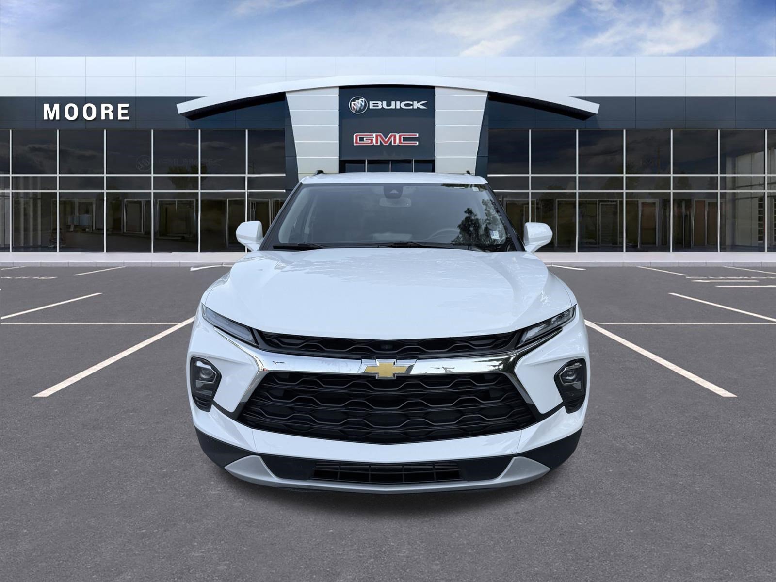 Used 2023 Chevrolet Blazer LT w/ Convenience Package FWD image 4