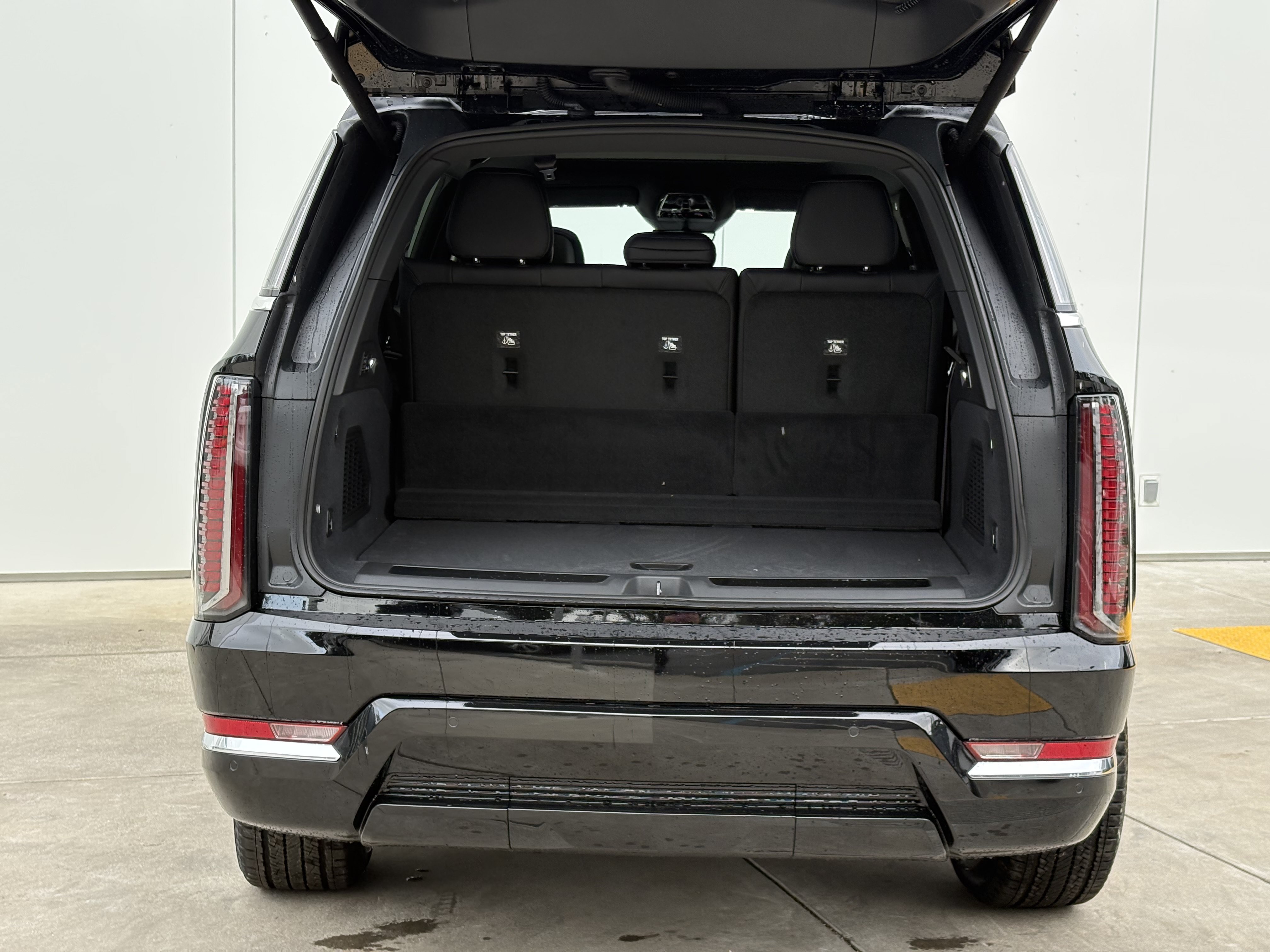 New 2026 Cadillac Escalade IQL Luxury AWD/4WD image 9