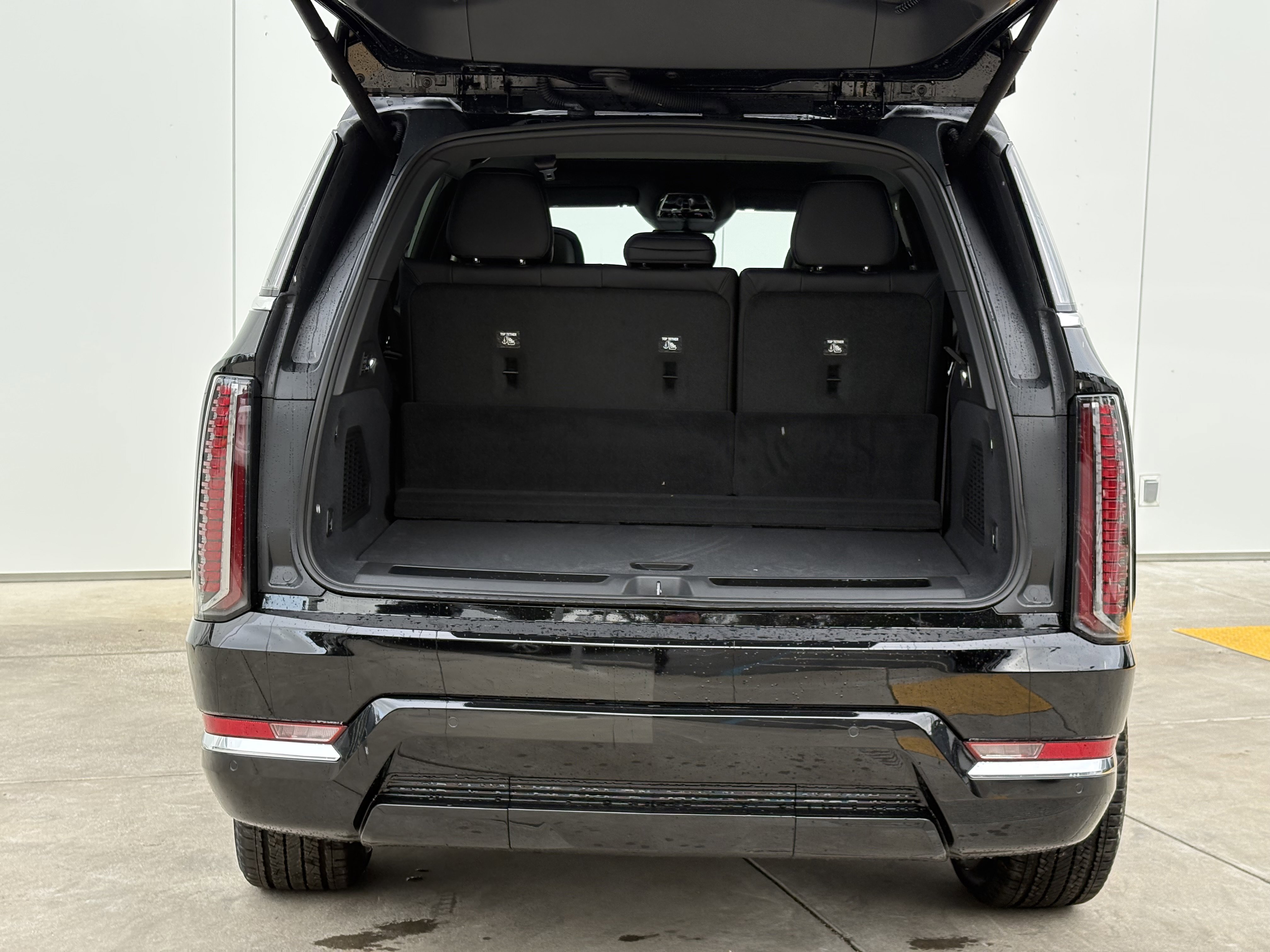 New 2026 Cadillac Escalade IQL Luxury image 9