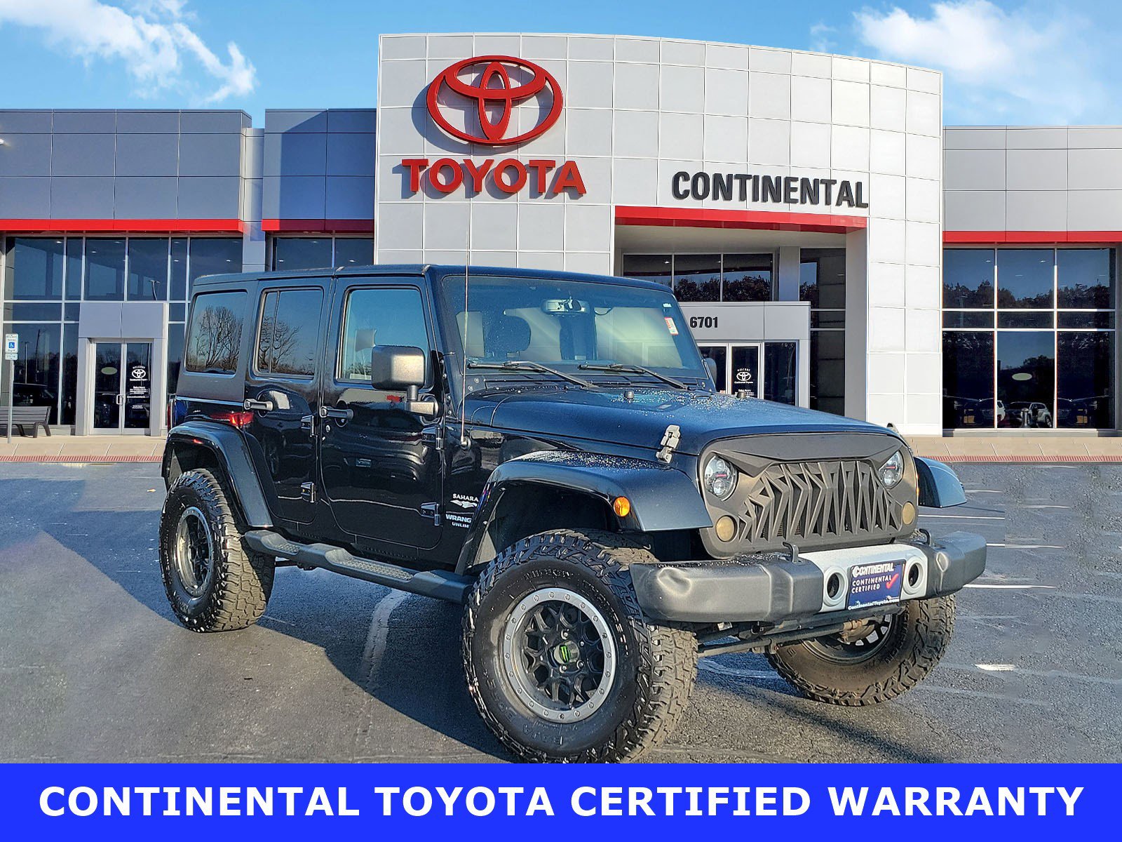 Used 2015 Jeep Wrangler Unlimited Sahara w/ Connectivity Group