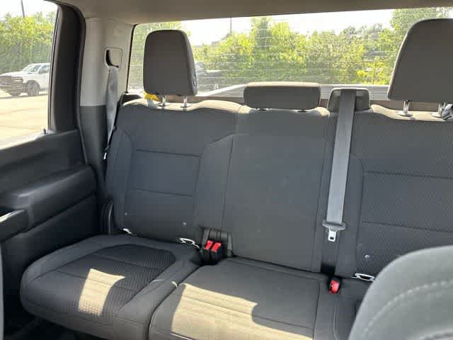 Used 2021 Chevrolet Silverado 2500 Custom w/ Custom Value Package AWD/4WD image 5